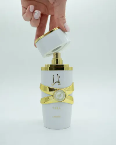 YARA MOI de Lattafa — ST Scent & Textures
